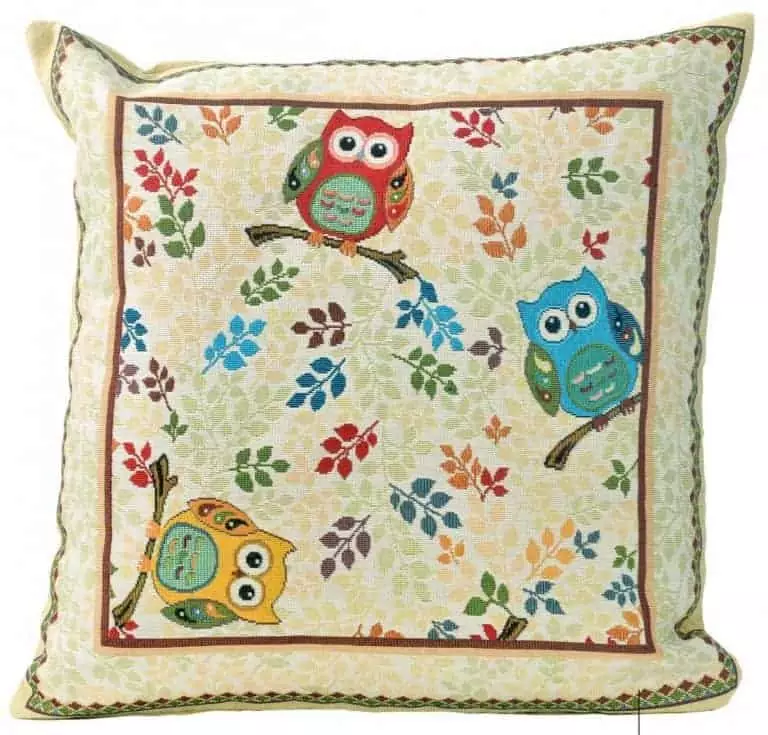 Pagalvės užvalkalas Trys pelėdos rėmelyje, Three Owls In The Frame cushion cover
