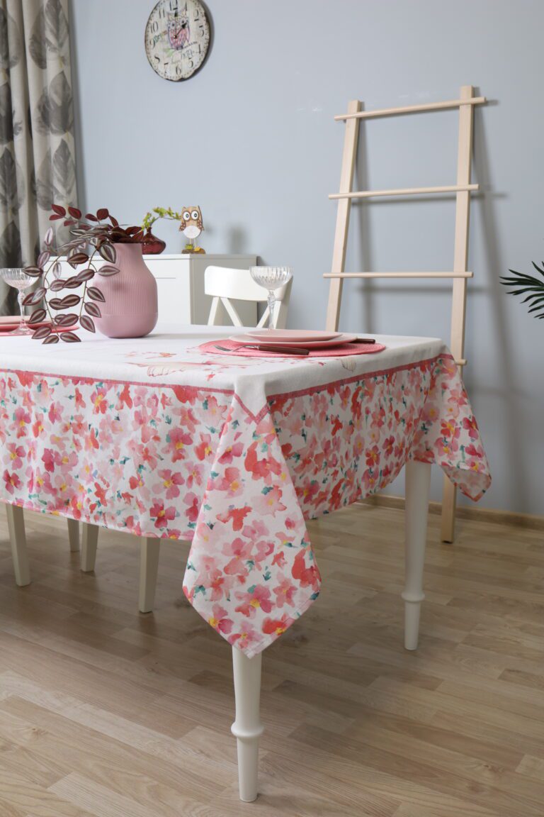 medvilniė staltiesė, rožinė staltiesė, staltiesė su gėlėmis, staltiesė su drugeliais,Medvilninė staltiesė Rožinės gėlės, cotton tablecloth, pink tablecloth
