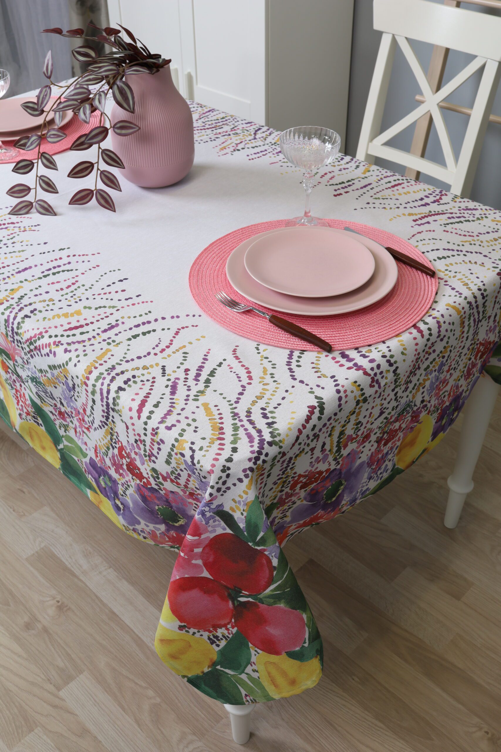  cotton tablecloth, floral tablechloth, medvilniė staltiesė, staltiesė su drugeliais, staltiesė su gėlėmis, Medvilninė staltiesė Rudens simfonija, ryški staltiesė, staltiesė su vaisiais
