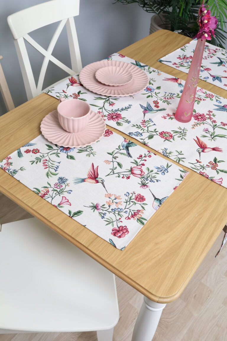 stalo servetele kolibriai, stalo dekoras su pauksčiais, home decor with birds