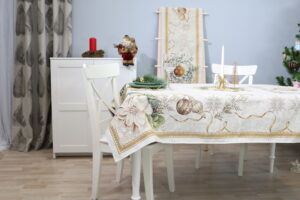 Kalėdinė staliese Auksinės Kalėdos, kaledinis stalo dekoras, namų dekoras, iskritinis stalo dekoras, sventinis stalo dekoras, kaledu dovana.