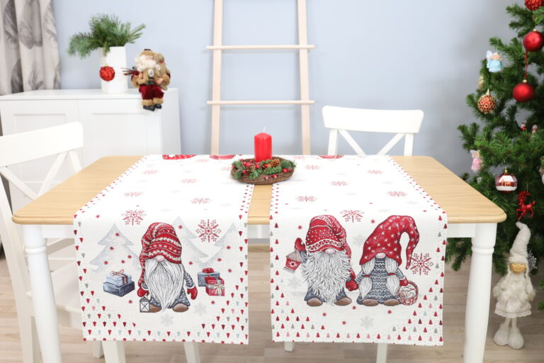 Kalėdinis Stalo takelis Du Nykštukai, gobelinis stalo takelis, stalo dekoras, kaledinis stalo dekoras, sventinis stalo dekoras