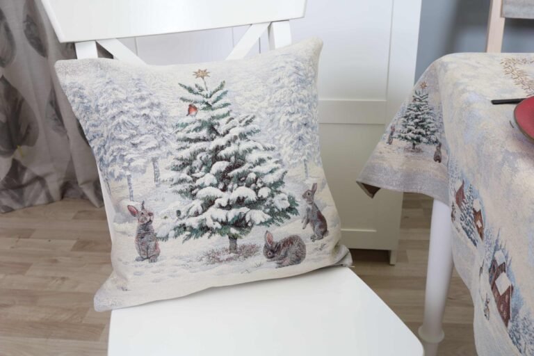 Kalėdinis pagalveles uzvalkalas Sniego Pasaka, gobelinis pagalveles uzvalkalas, stalo dekoras, kaledinis stalo dekoras, sventinis stalo dekoras, Christmas Cushion Cover Snow Fairy Tale, Textile Cushion Cover, Christmas table decor, Winter Holiday table decor