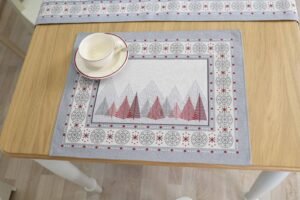 Servetele Raudonas Paslaptingas Miskas, gobeline stalo servetele, stalo dekoras, kaledinis stalo dekoras, sventinis stalo dekoras, Placemat Red Mysterious forest, Textile placemat, Christmas decor, Winter Holiday table decor