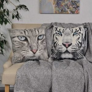 Cushion cover set a cat and a tiger