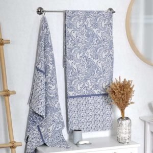 Line towel Blue Flowers