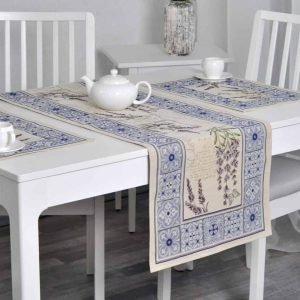 Table runner Lavenders in Ornaments