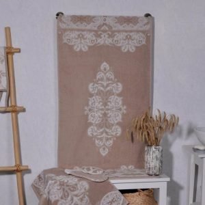 Bathroom towel Stylised Spinning Wheel