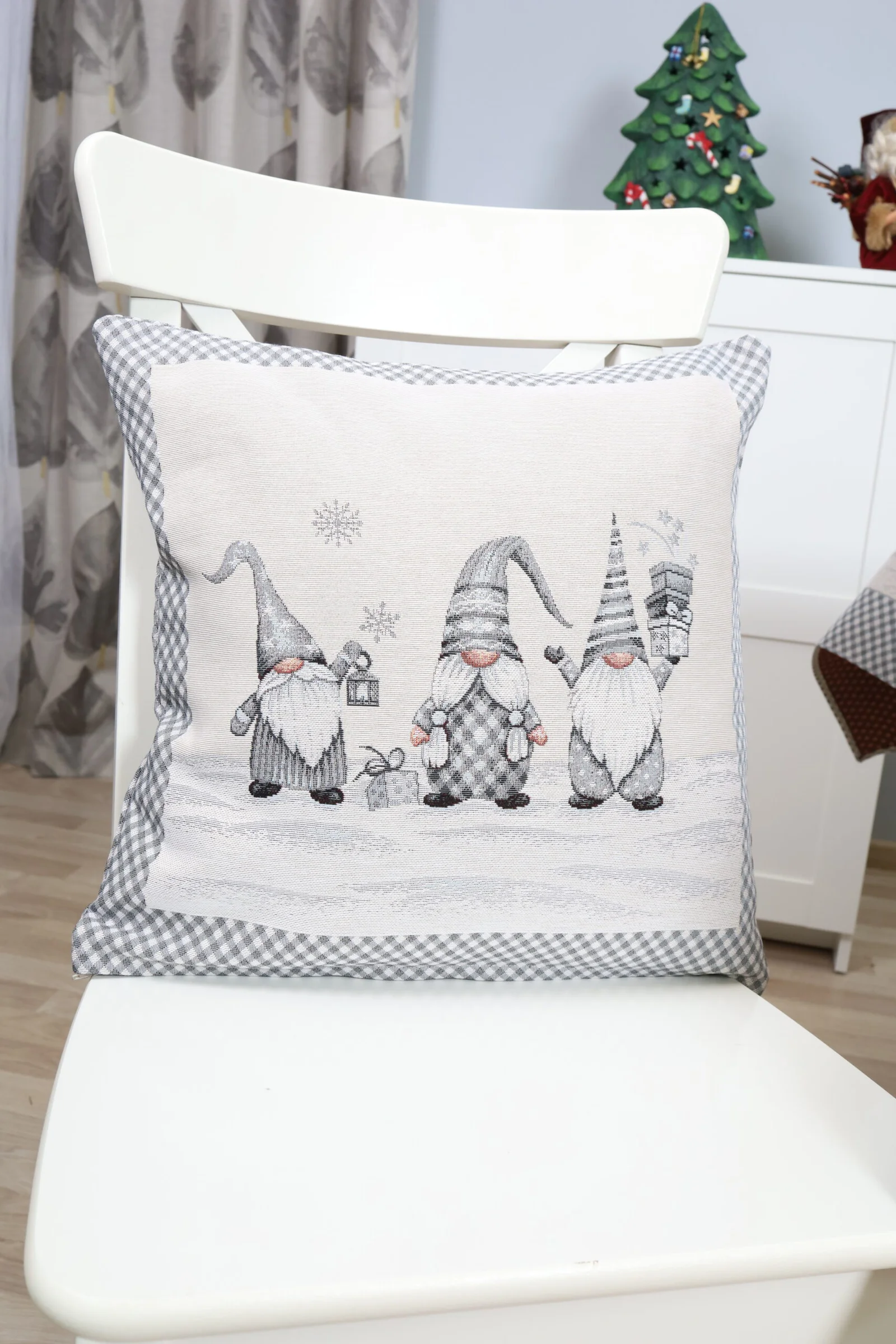 Double-sided pillow Dwarf Friendship