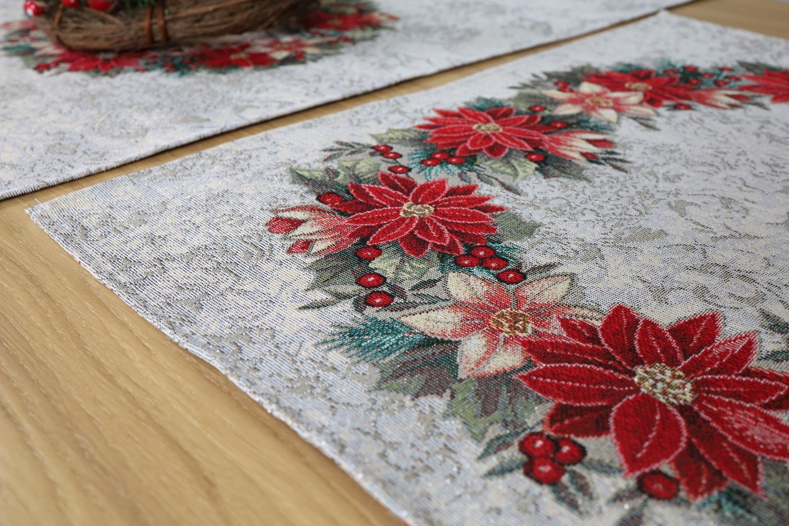 Christmas table napkin Poinsettia Wreath - Image 3