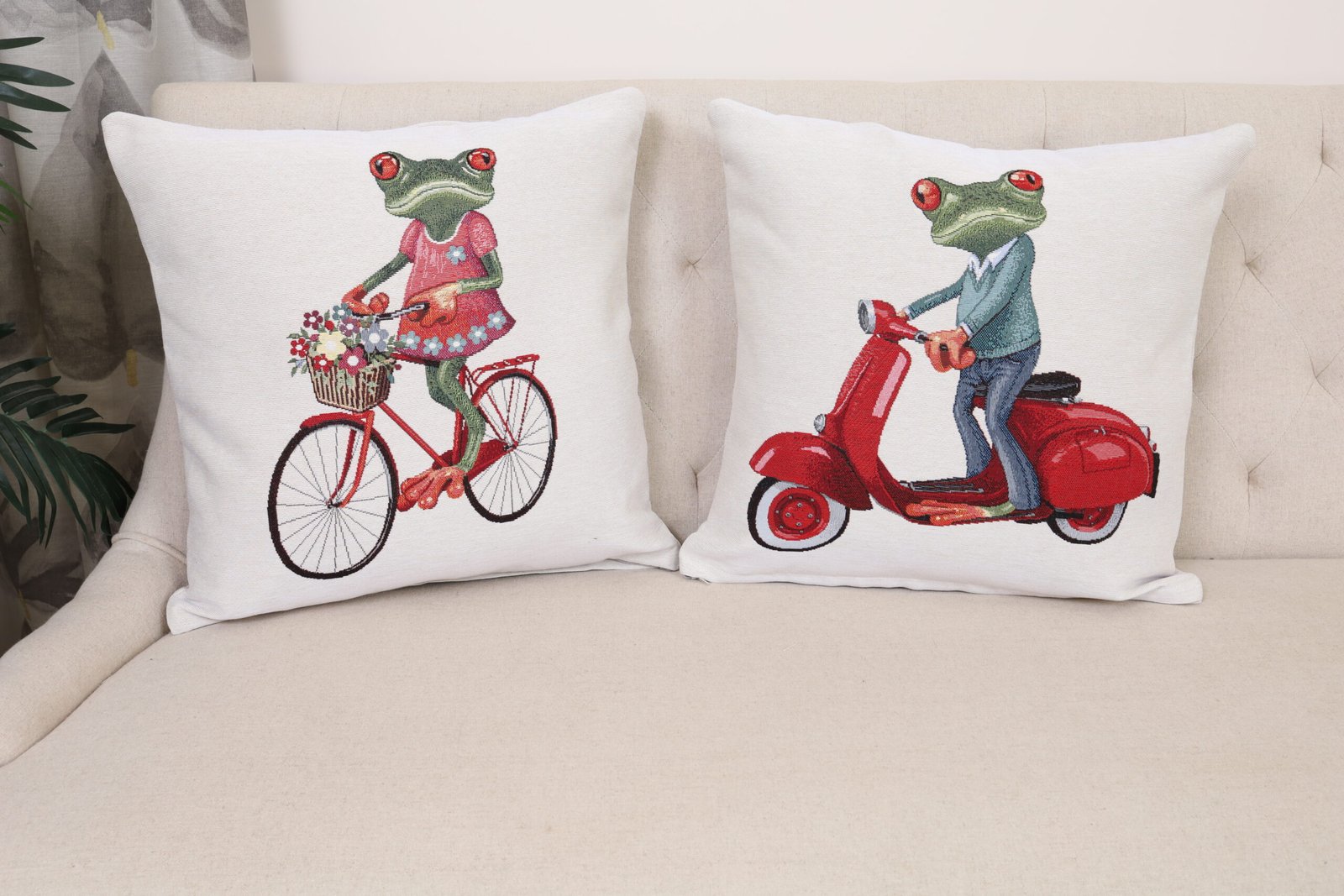 Dvipusis pagalvės užvalkalas Varlytė ir dviratis