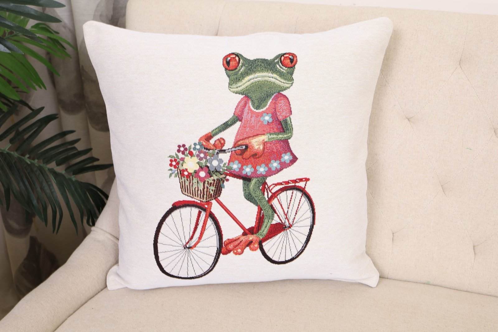 Dvipusis pagalvės užvalkalas Varlytė ir dviratis