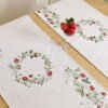 Stalo takelis Žemuogės, Table runner Strawberries, home dining table decor