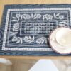 Stalo servetėlė Ramunėlės (mėlyna), Blue table placemat Chamomile, home dining room decor